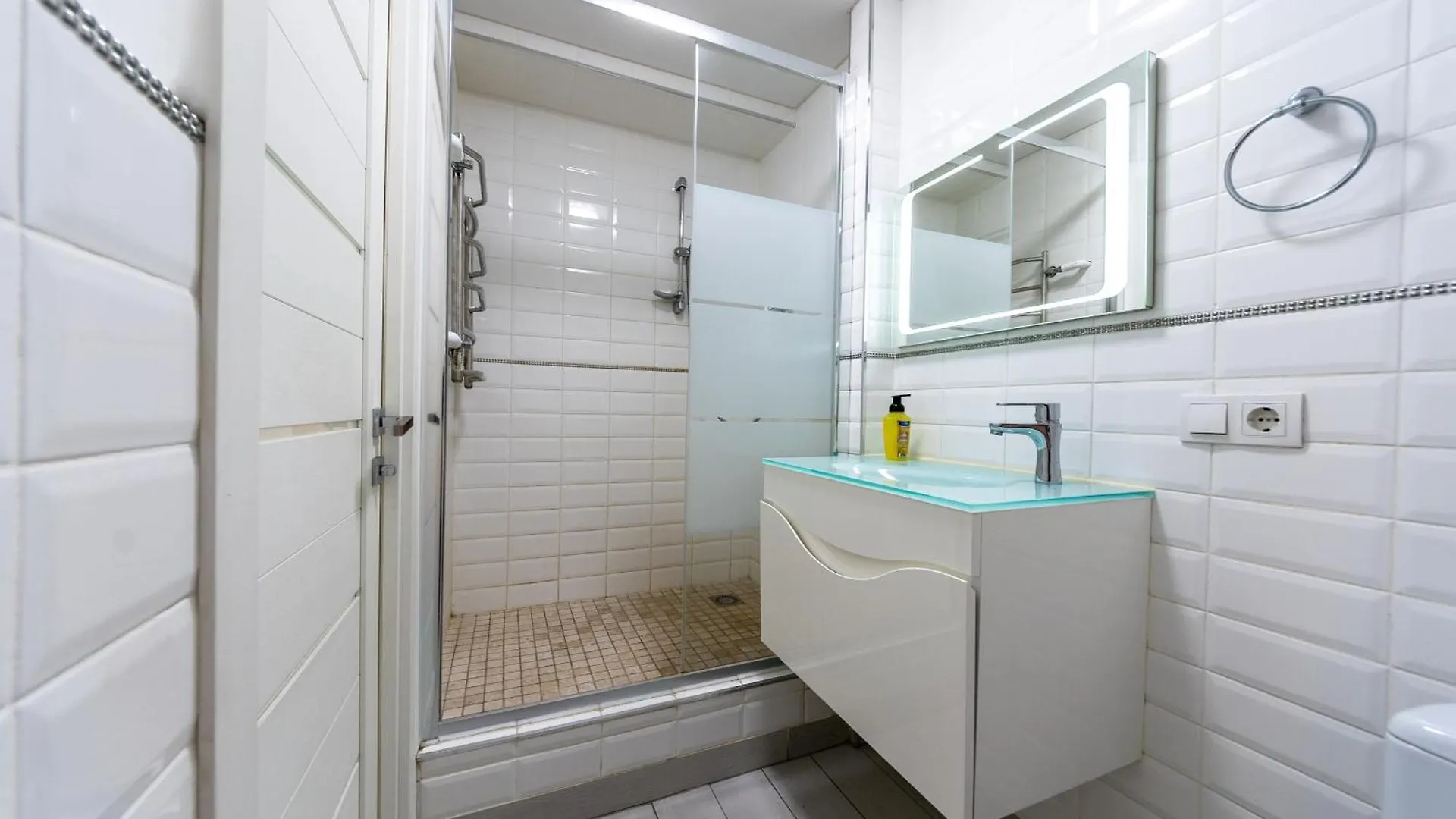 Home Apartments Kyiv